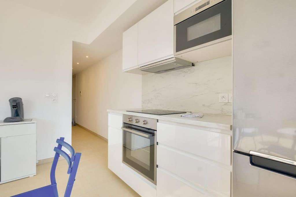 T2 Avec Terrasse Et Parking Prive Au Coeur De Apartment